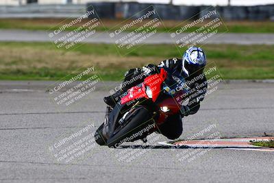 media/Jan-21-2023-Fastrack Riders (Sat) [[fcf3f88a30]]/Level 2/Session 4 Turn 6-Mountian Shot/